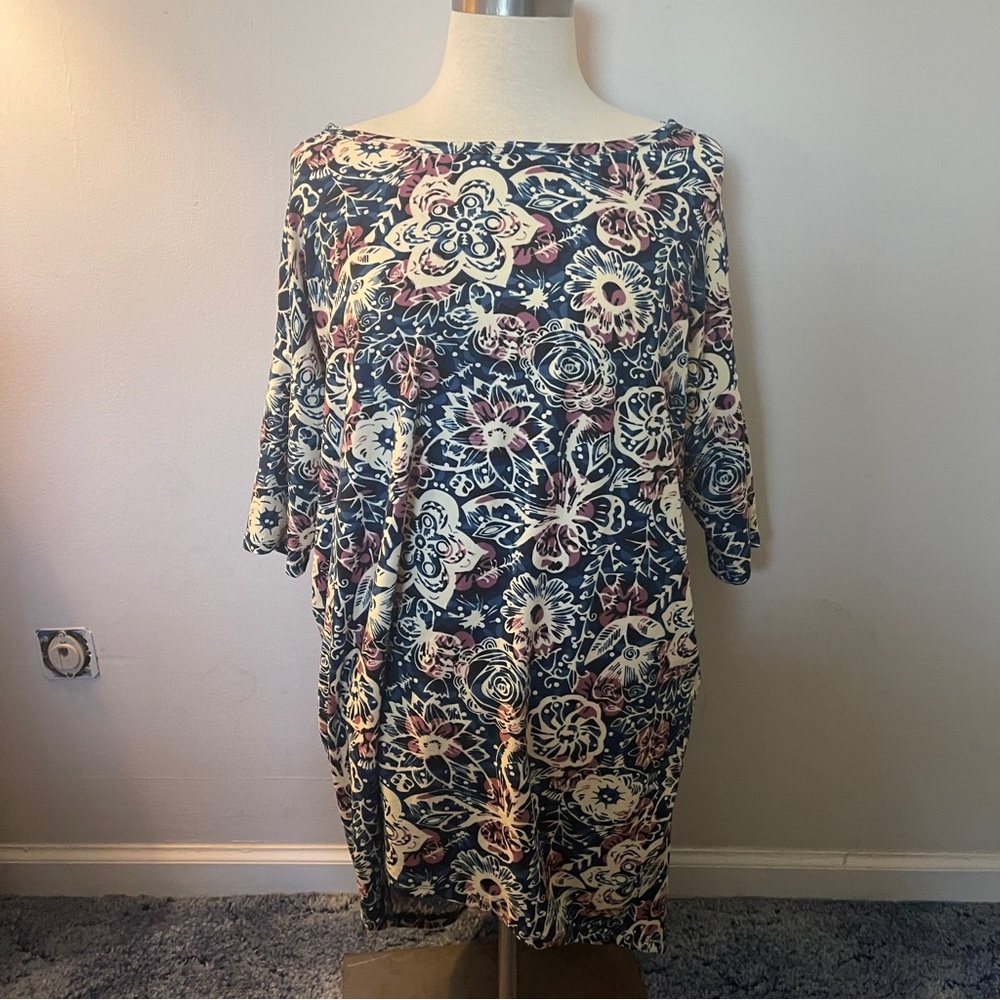 luluroe t shirt